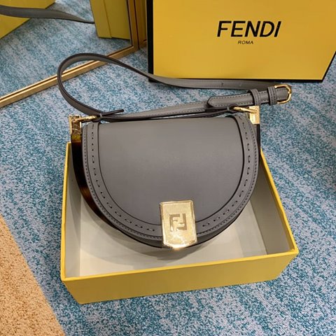 [Premium] FENDI 펜디 문라이트 8BT346ABVLF1BZC